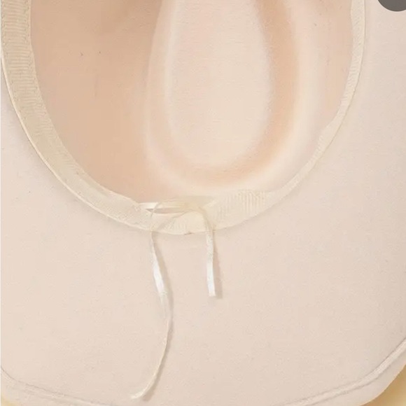 SOLD Cowgirl Boho adorned hat w/a silver concho band one size/elastic inner band - Picture 3 of 5